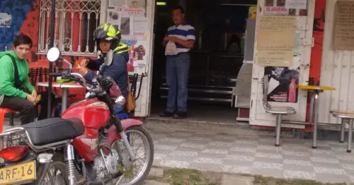 DONDE TOTO PANADERIA Y PASTELERIA DONDE TOTO PANADERIA Y PASTELERIA
